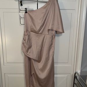 One shoulder nude high-low midi dress